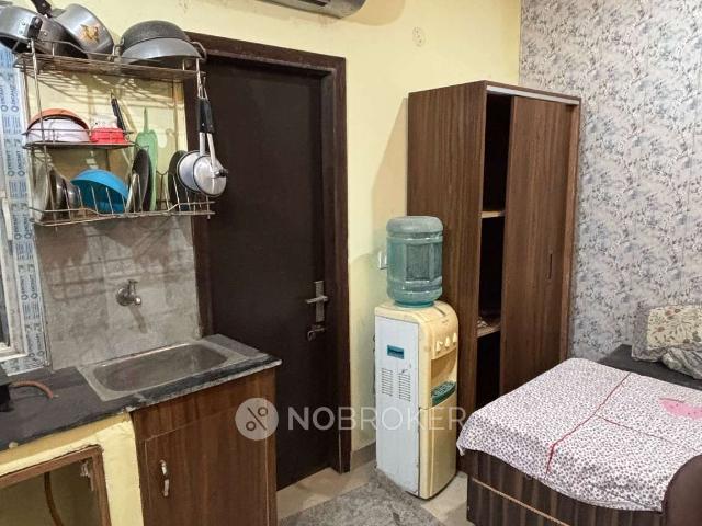 1 RK House for Rent In Chhatarpur