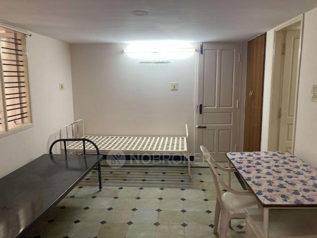 1 RK House for Rent In East End D Main Road