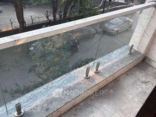 1 RK House for Rent In H28, Block H, Sector 41, Noida, Utta