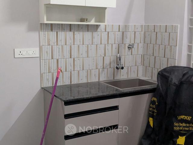1 RK House for Rent In Reliable Lake Vista Road