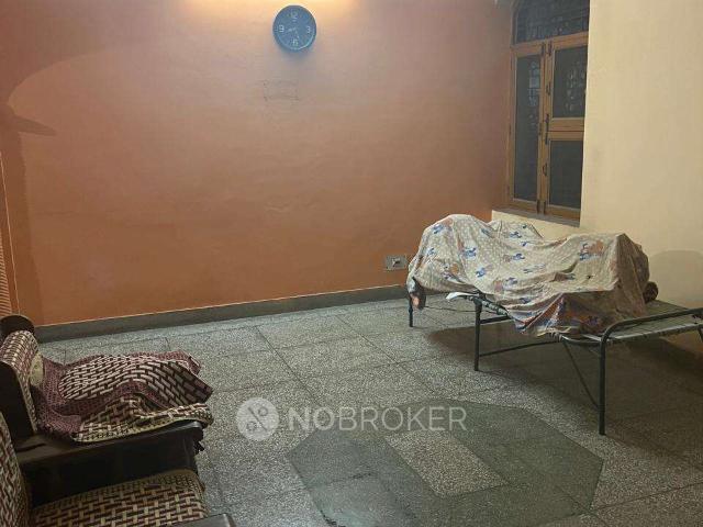 1 RK House for Rent In Sainik Colony