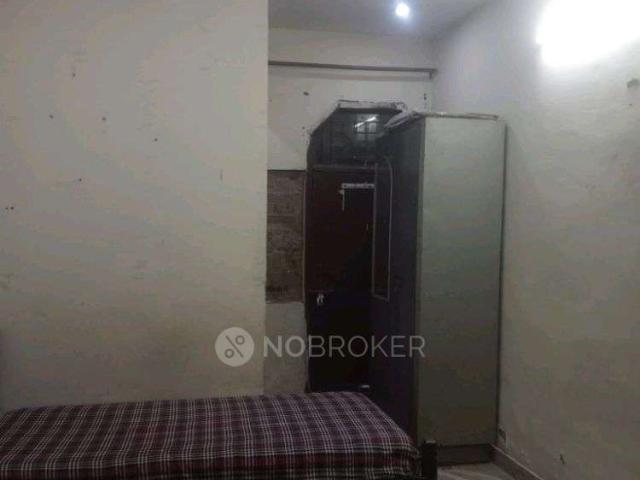1 RK House for Rent In Sec 73