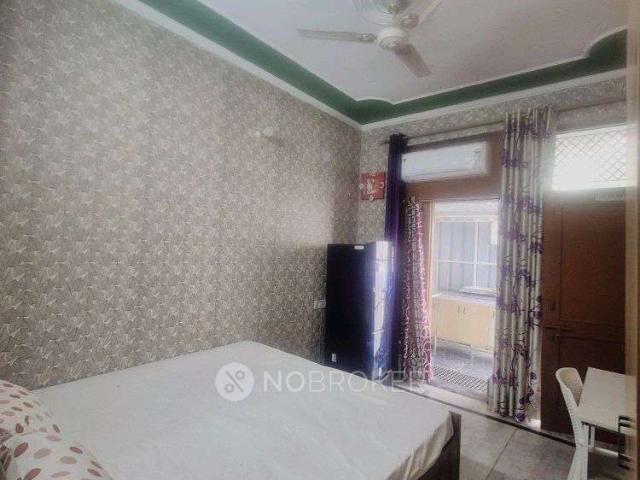 1 RK House for Rent In Sector 40