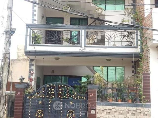 1 RK House for Rent In Sector 40