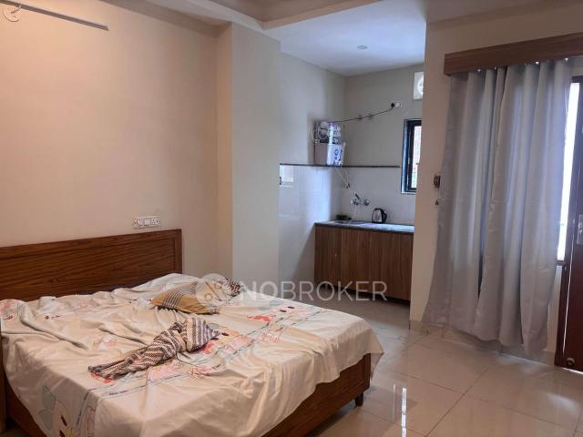 1 RK House for Rent In Sector 42