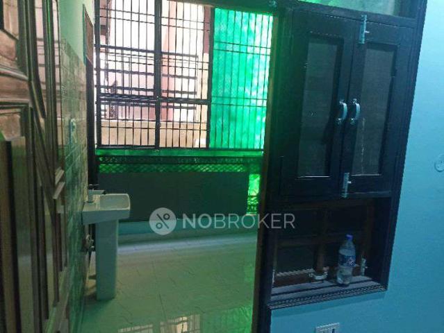 1 RK House for Rent In Sector 44