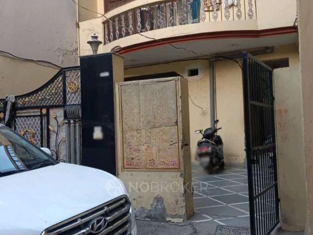 1 RK House for Rent In Sector 45