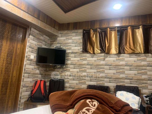 1 RK House for Rent In Sector 46
