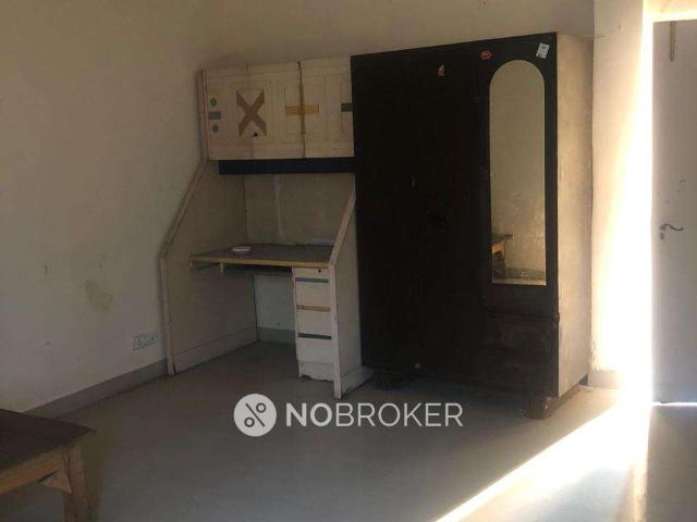 1 RK House for Rent In Sector 49