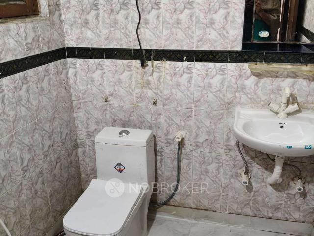 1 RK House for Rent In Sector 52