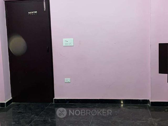 1 RK House for Rent In Sector 52
