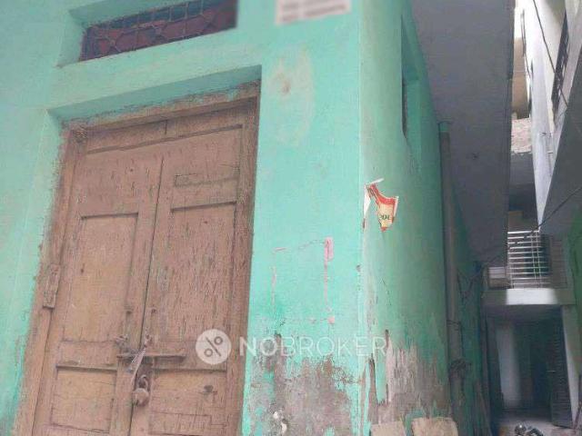 1 RK House for Rent In Sector 63