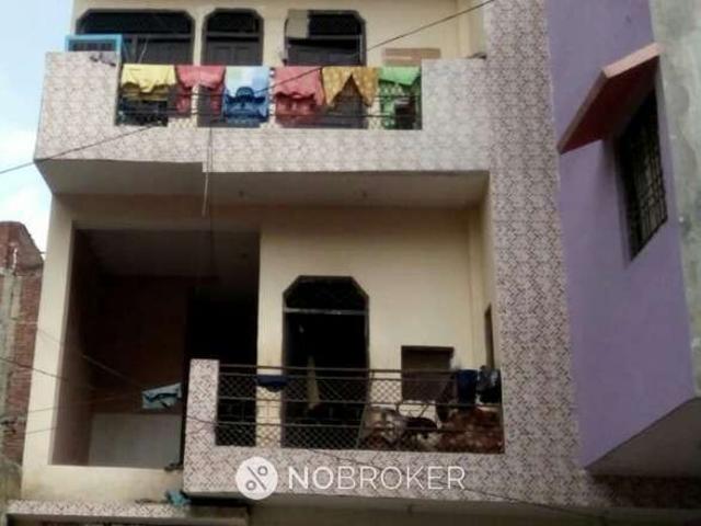 1 RK House for Rent In Sector 62a