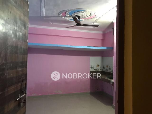 1 RK House for Rent In Sector 62a