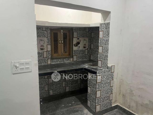 1 RK House for Rent In Sector 62a