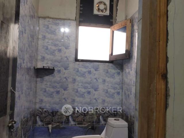 1 RK House for Rent In Sector 62a