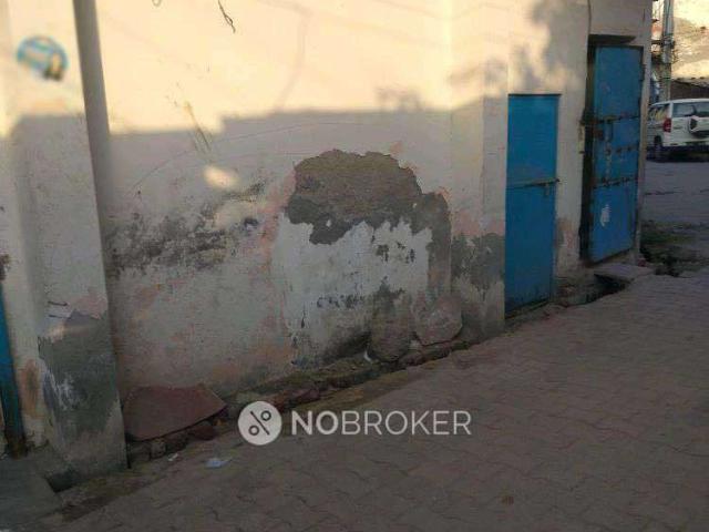 1 RK House for Rent In Sector 64