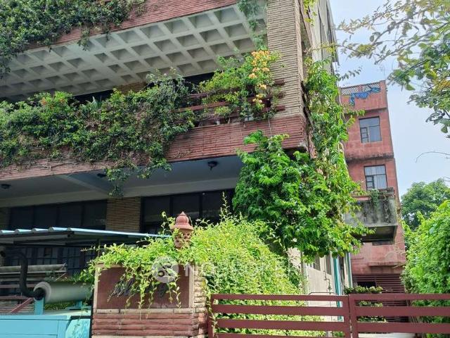 1 RK House for Rent In Sector 17