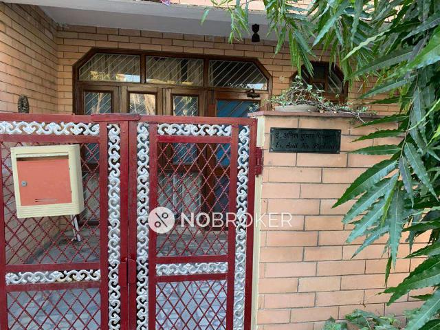 1 RK House for Rent In Sector 15