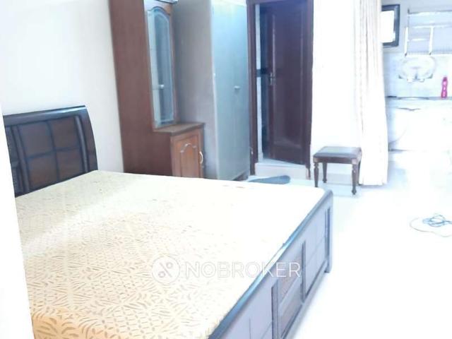 1 RK House for Rent In Sector 15