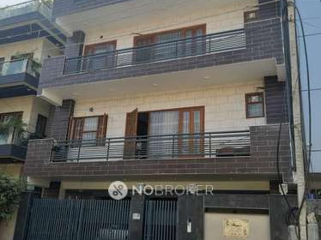 1 RK House for Rent In Sector 27