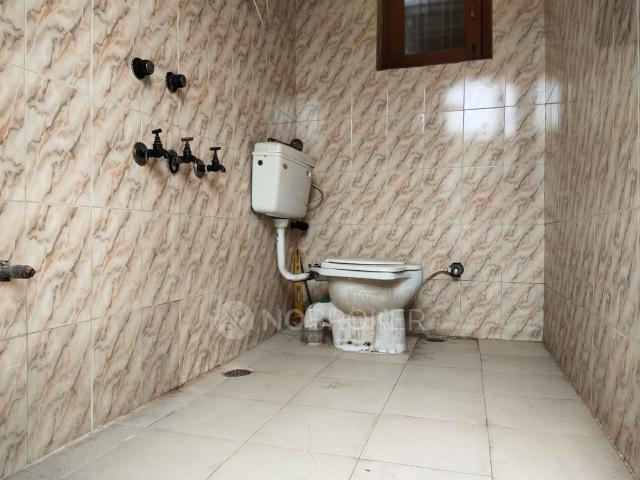1 RK House for Rent In Sector 31