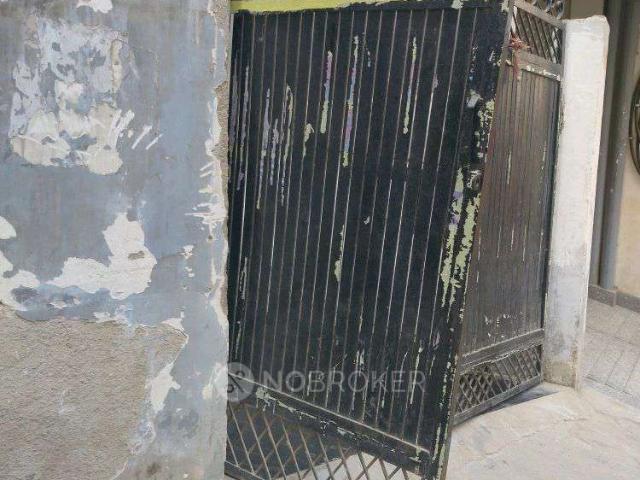 1 RK House for Rent In Sector 38