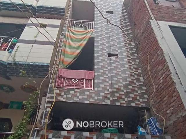 1 RK House for Rent In Trilokpuri