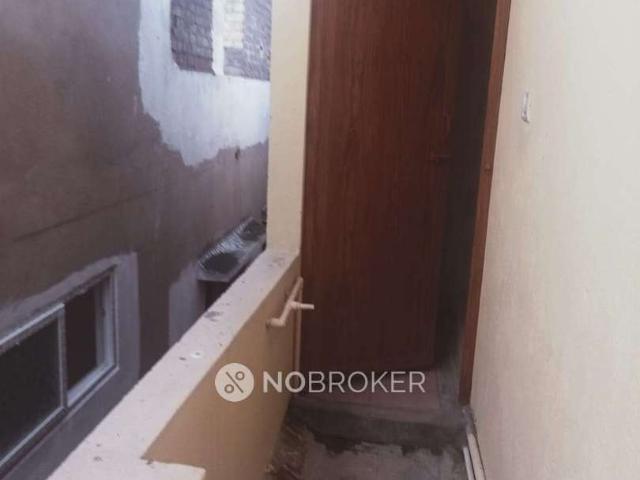 1 RK House for Rent In Velachery