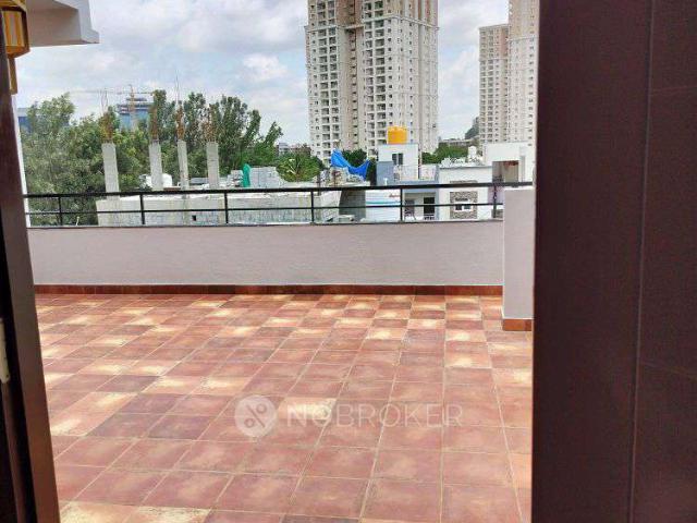 1 RK House for Rent In Whistling Woods