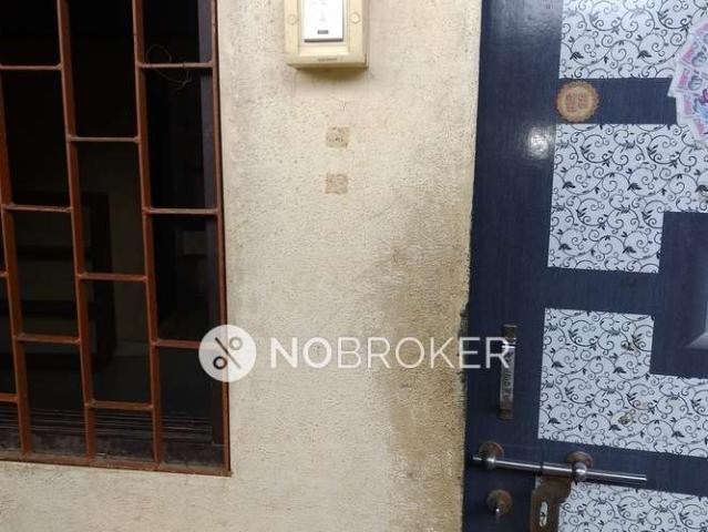 1 RK House For Sale In Malad East