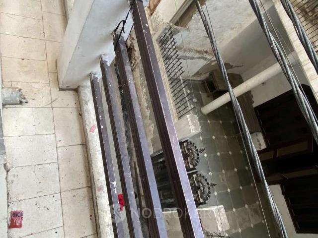 1 RK House For Sale In Agahpur Sec 41 Noida