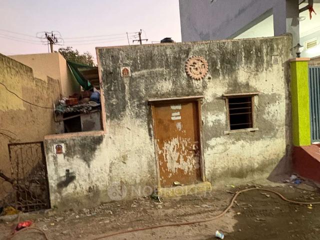 1 RK House For Sale In Bathukamma Banda
