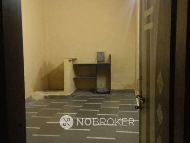 1 RK House For Sale In Dahisar East