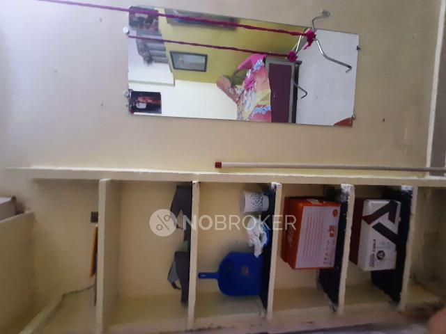 1 RK House For Sale In Dahisar East