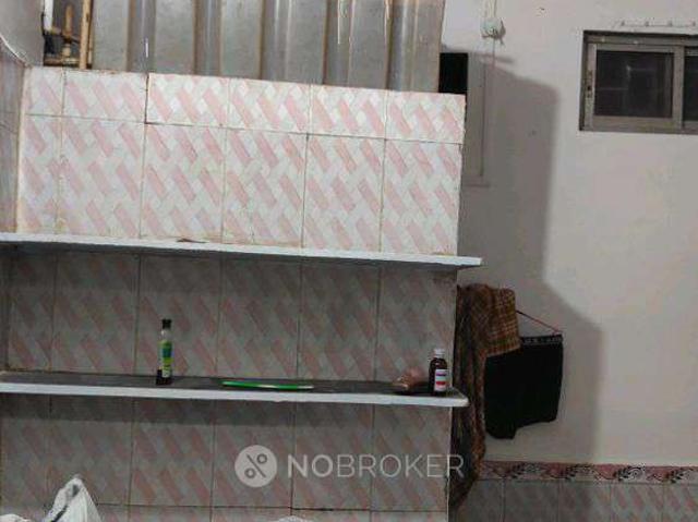 1 RK House For Sale In Kandivali East
