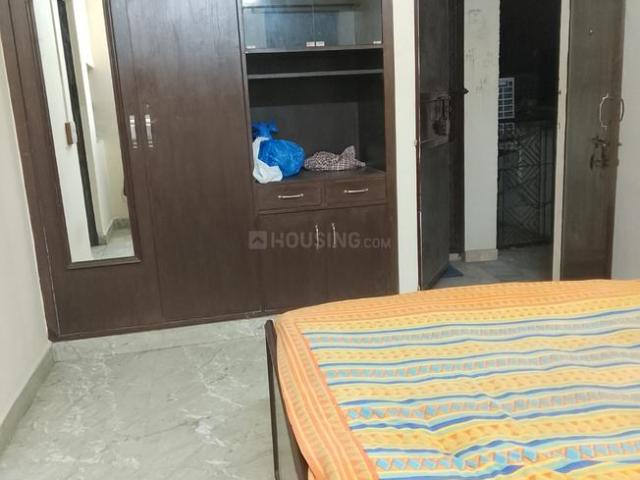 1 RK Independent Builder Floor in Chittaranjan Park for rent New Delhi. The reference number is 20353803