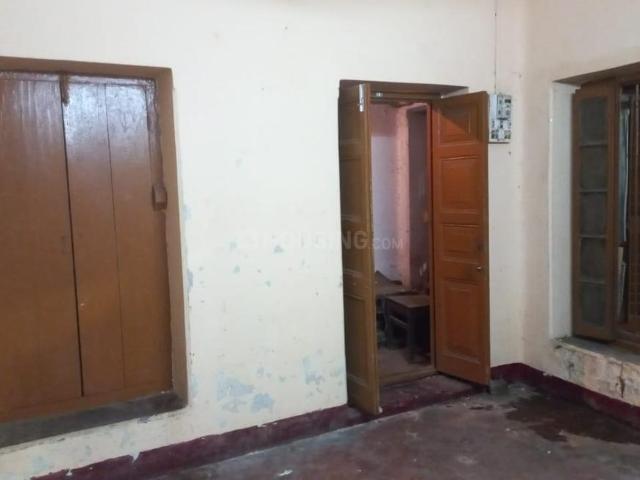1 RK Independent Builder Floor in Bow Bazaar for rent Kolkata. The reference number is 20331854