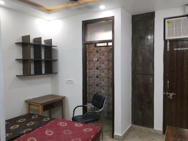 1 RK Independent Builder Floor in Baljit Nagar for rent New Delhi. The reference number is 20976713