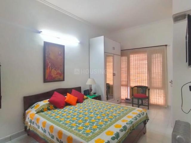 1 RK Independent Builder Floor in Defence Colony for rent New Delhi. The reference number is 19616770