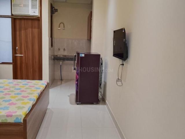 1 RK Independent Builder Floor in DLF Phase 3 for rent Gurgaon. The reference number is 18273037