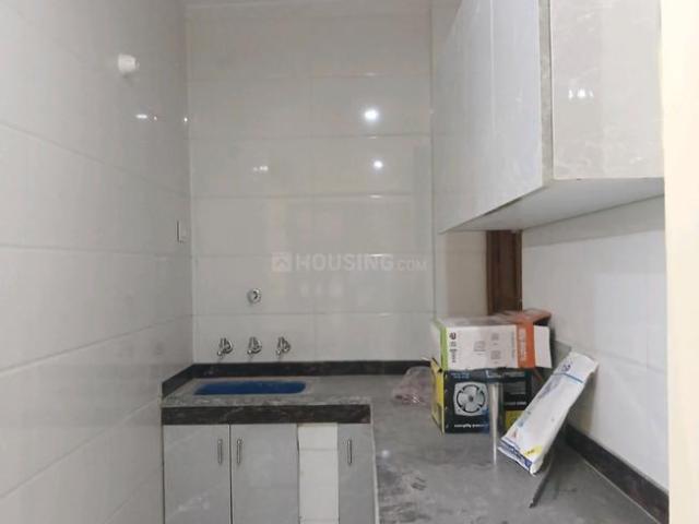 1 RK Independent Builder Floor in Karol Bagh for rent New Delhi. The reference number is 20402951