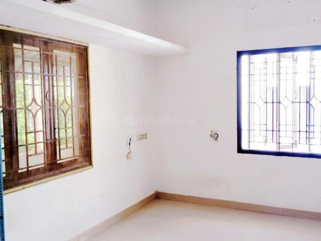 1 RK Independent Builder Floor in Karumandapam for rent Tiruchirappalli. The reference number is 20362838