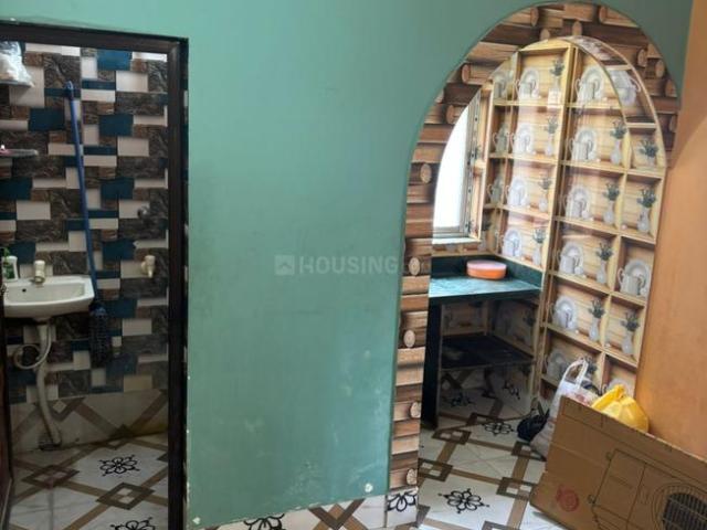 1 RK Independent Builder Floor in Keshtopur for rent Kolkata. The reference number is 20429684