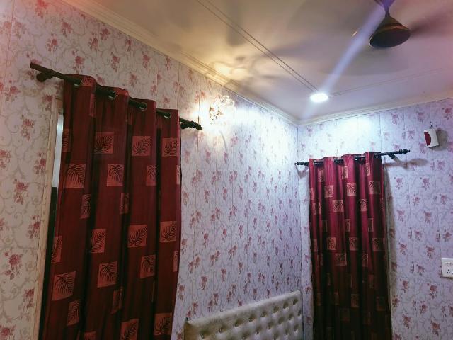 1 RK Independent Builder Floor in Khurbura for rent Dehradun. The reference number is 18537959