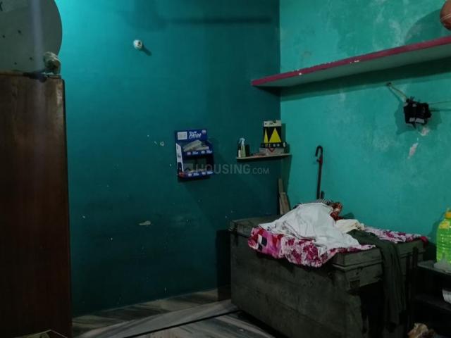 1 RK Independent Builder Floor in Old Faridabad for rent Faridabad. The reference number is 20642500