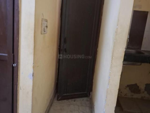 1 RK Independent Builder Floor in Laxmi Nagar for rent New Delhi. The reference number is 20273437