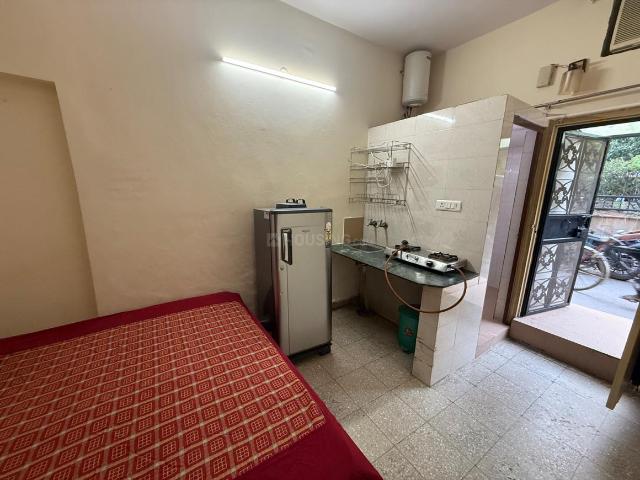 1 RK Independent Builder Floor in Lajpat Nagar for rent New Delhi. The reference number is 20548118