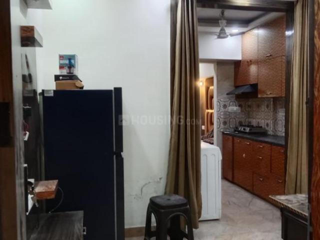1 RK Independent Builder Floor in Moti Nagar for rent New Delhi. The reference number is 20853527