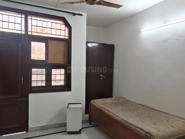 1 RK Independent Builder Floor in Mayur Vihar Phase 1 for rent New Delhi. The reference number is 19286867